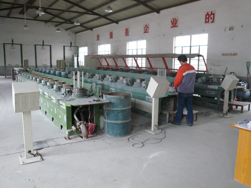 Matte spring steel wire drawing machine